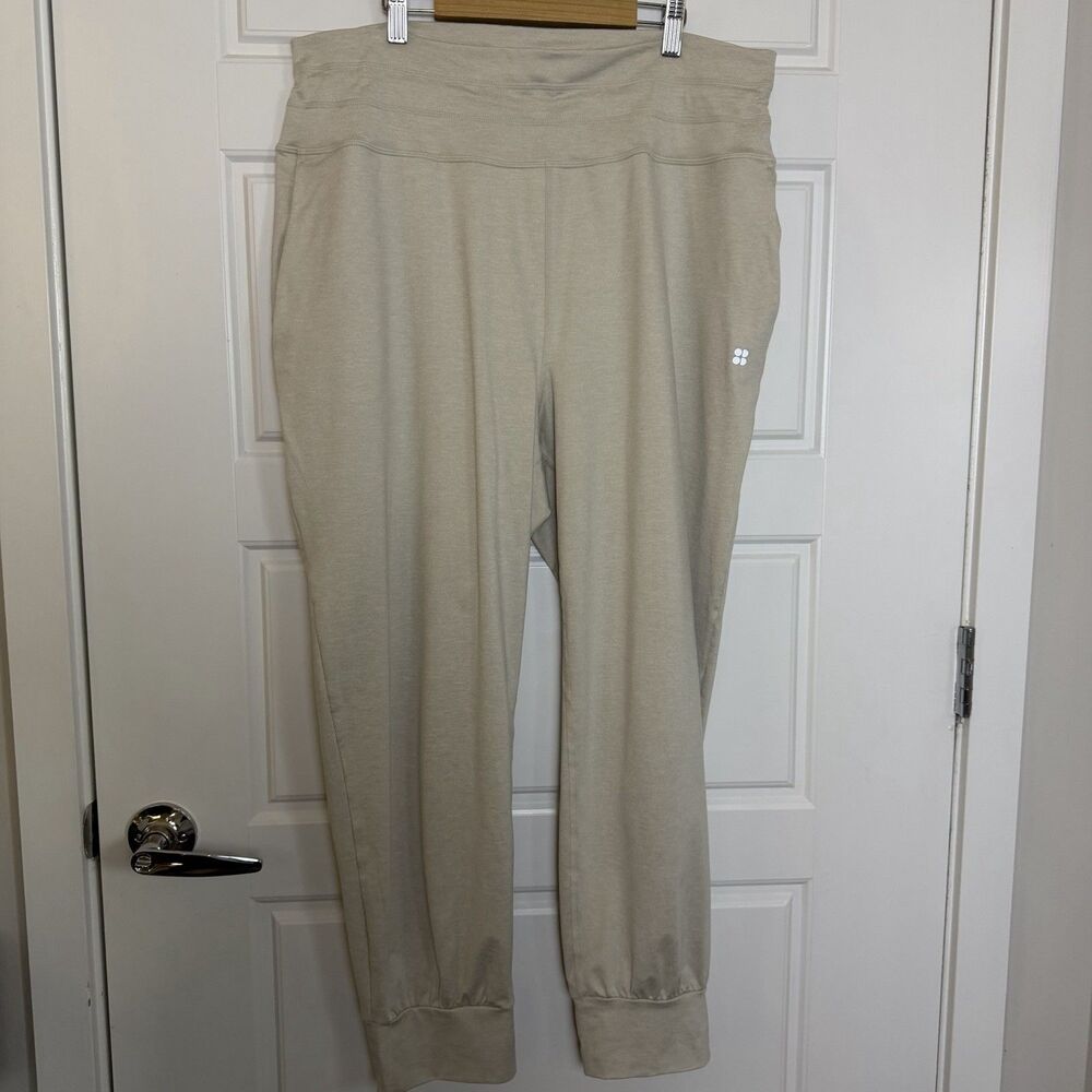 Sweaty Betty Gaia Pocket Joggers Athletic Sweat Pants Cream Beige Size XL Short